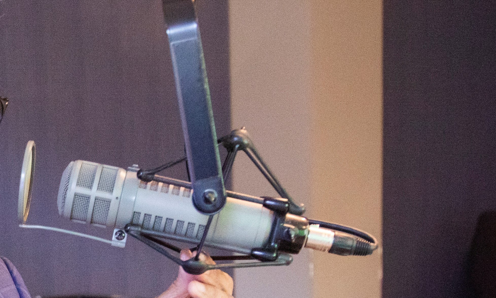 Brookfield radio station WINE-AM 940 bought by Brazil-based church