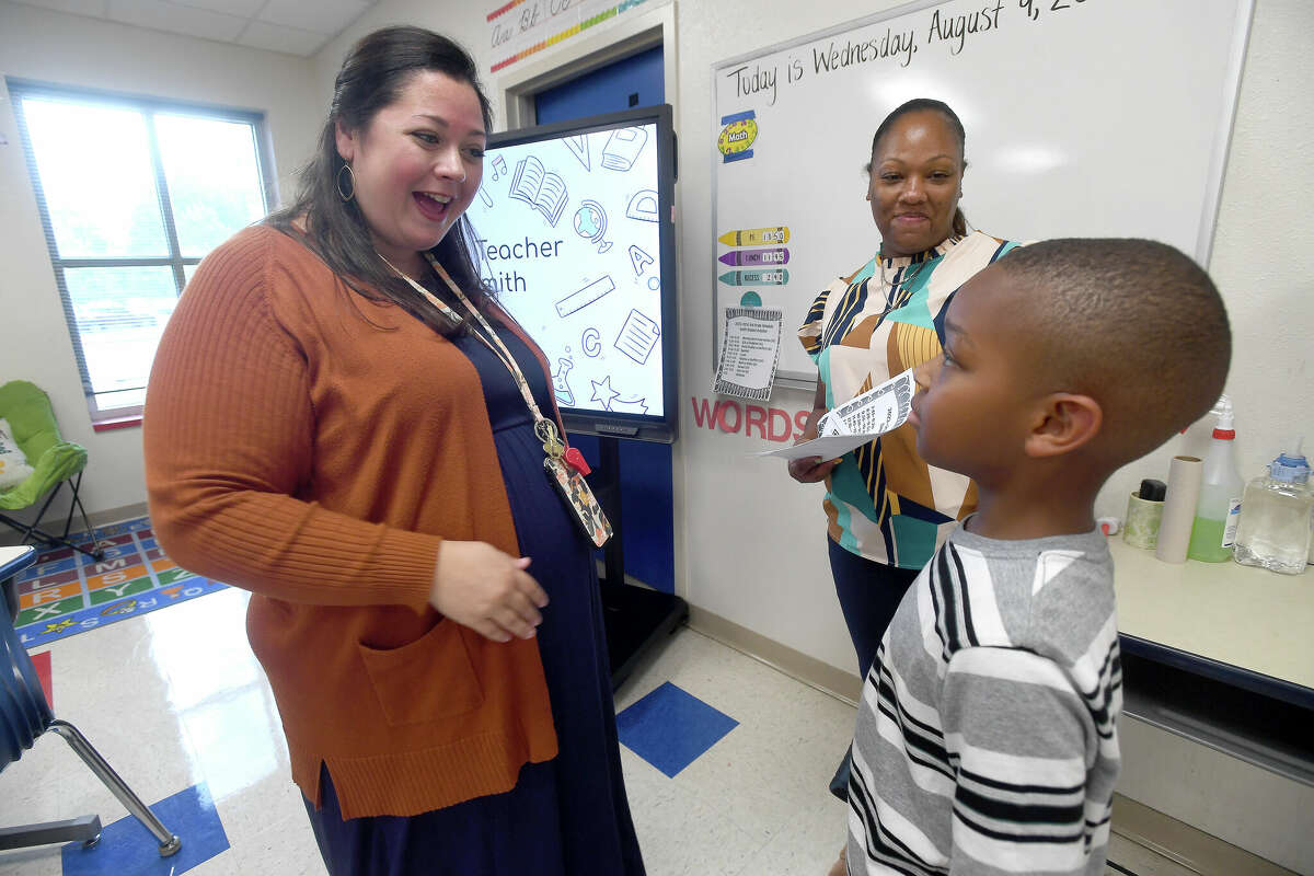 Beaumont elementaries hold Meet the Teacher night
