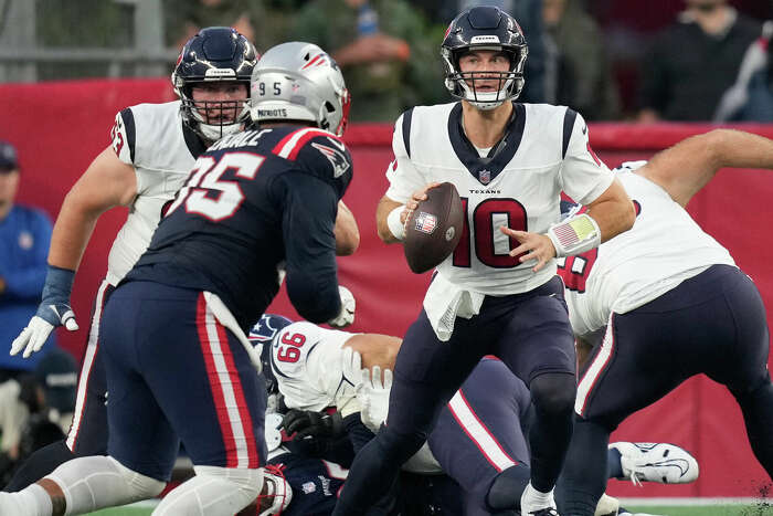 Texans rookie Kenyon Green's jersey retired by Atascosita High School