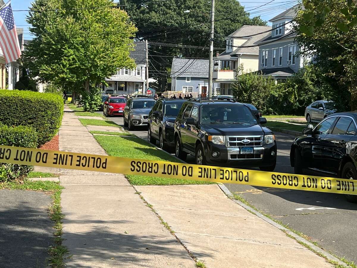 Middletown Police Man Officer Hurt In Liberty Street Shooting   1200x0 