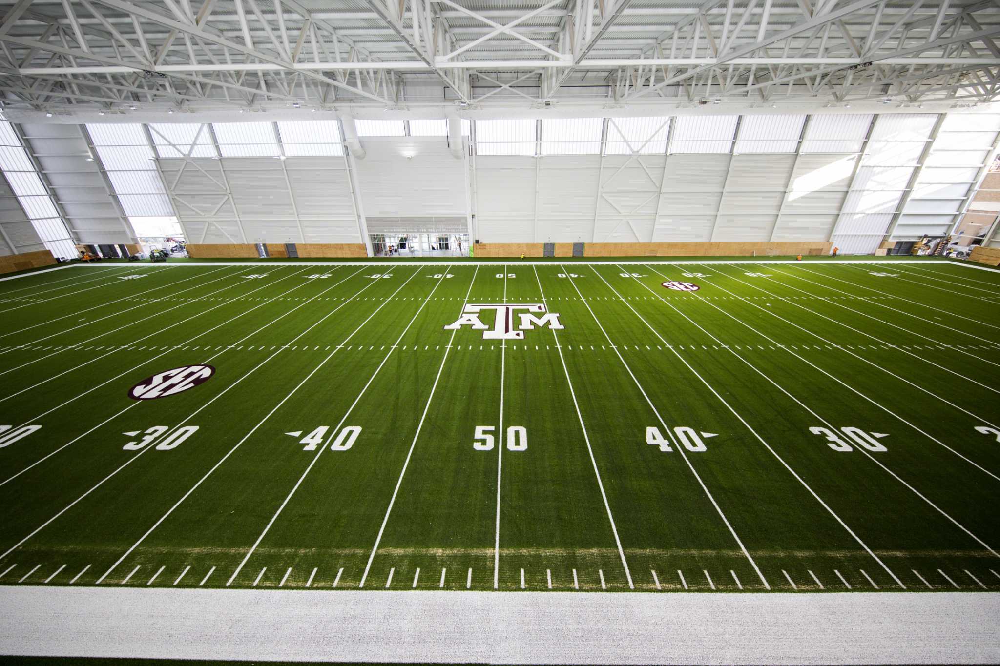 Texas A&M football: New indoor facility helps Aggies beat the heat