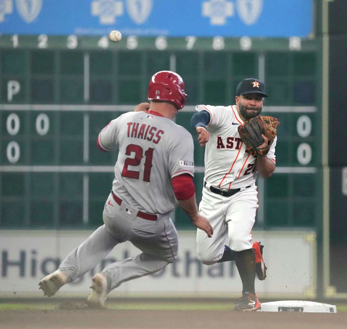 Houston Astros Earn Blowout Win Over Los Angeles Angels