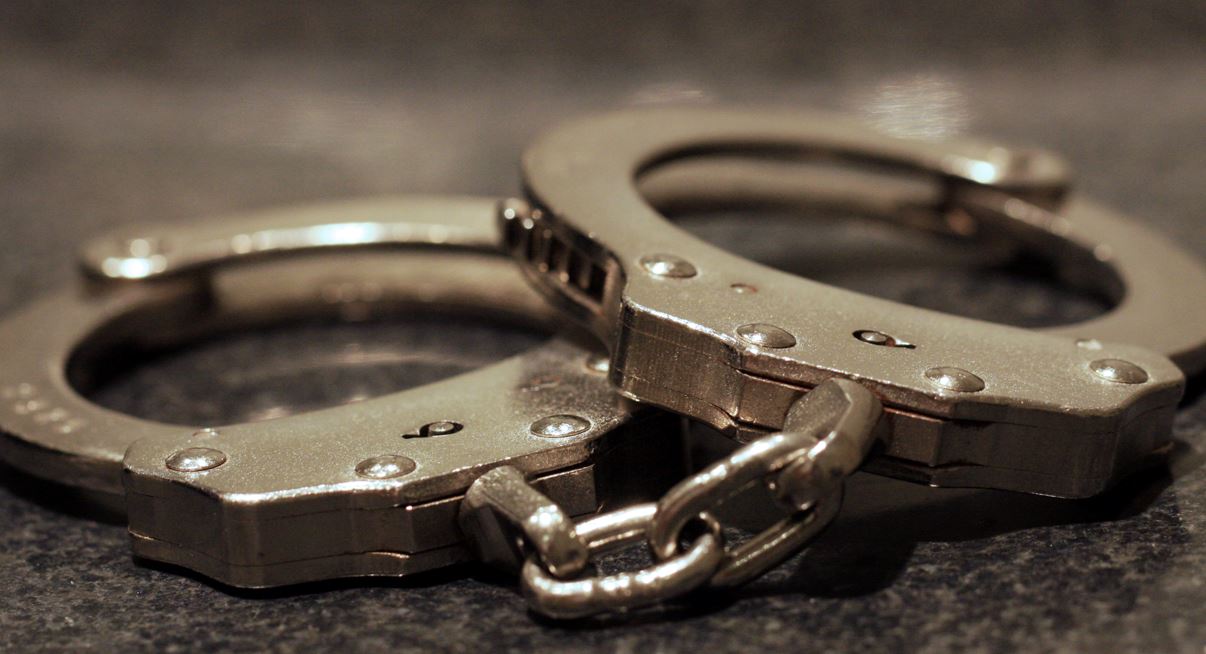 Carlinville police make arrest in store robbery