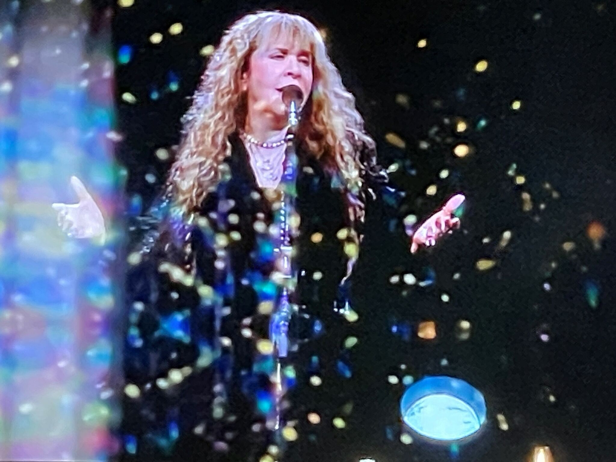 Stevie Nicks enchants Houston crowd with classic songs and stories