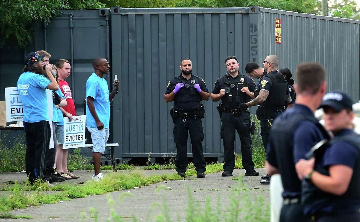 New Havens Ella Grasso Homeless Encampment Cleared Out Demolished 1612