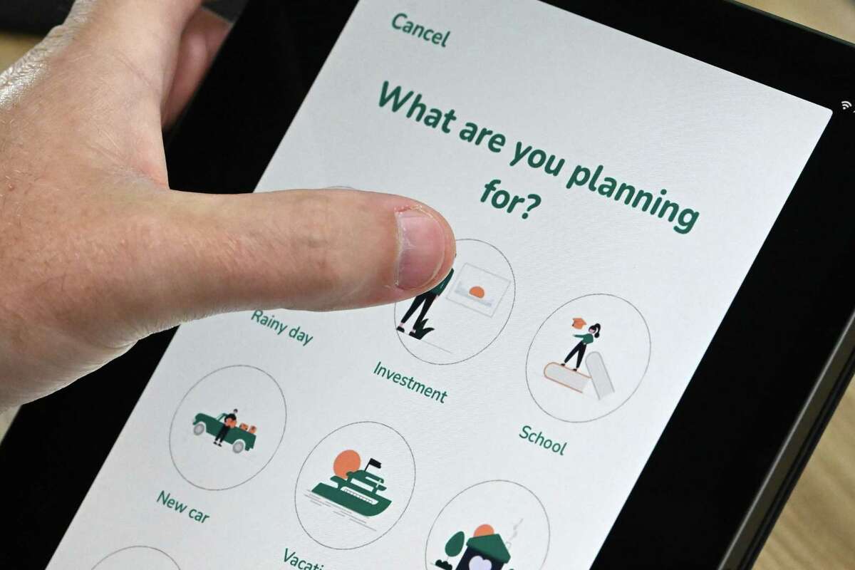 New Citizens Bank app connects users to financial advisers