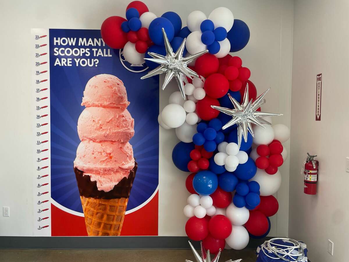 Popular ice cream chain Handel’s opens new location in Cinco Ranch