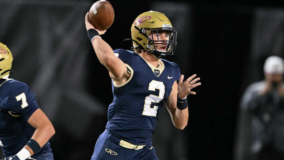 Klein Collins quarterback Tucker Parks (2) looks to throw a pass during the first quarter against Klein Cain during a District 15-6A game in Spring, Friday, Oct. 21, 2022.