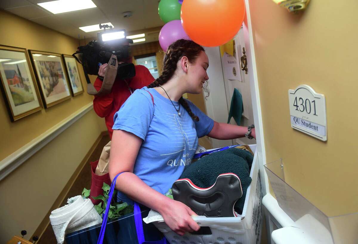 QuinnipiacMasonicare program joins students with seniors