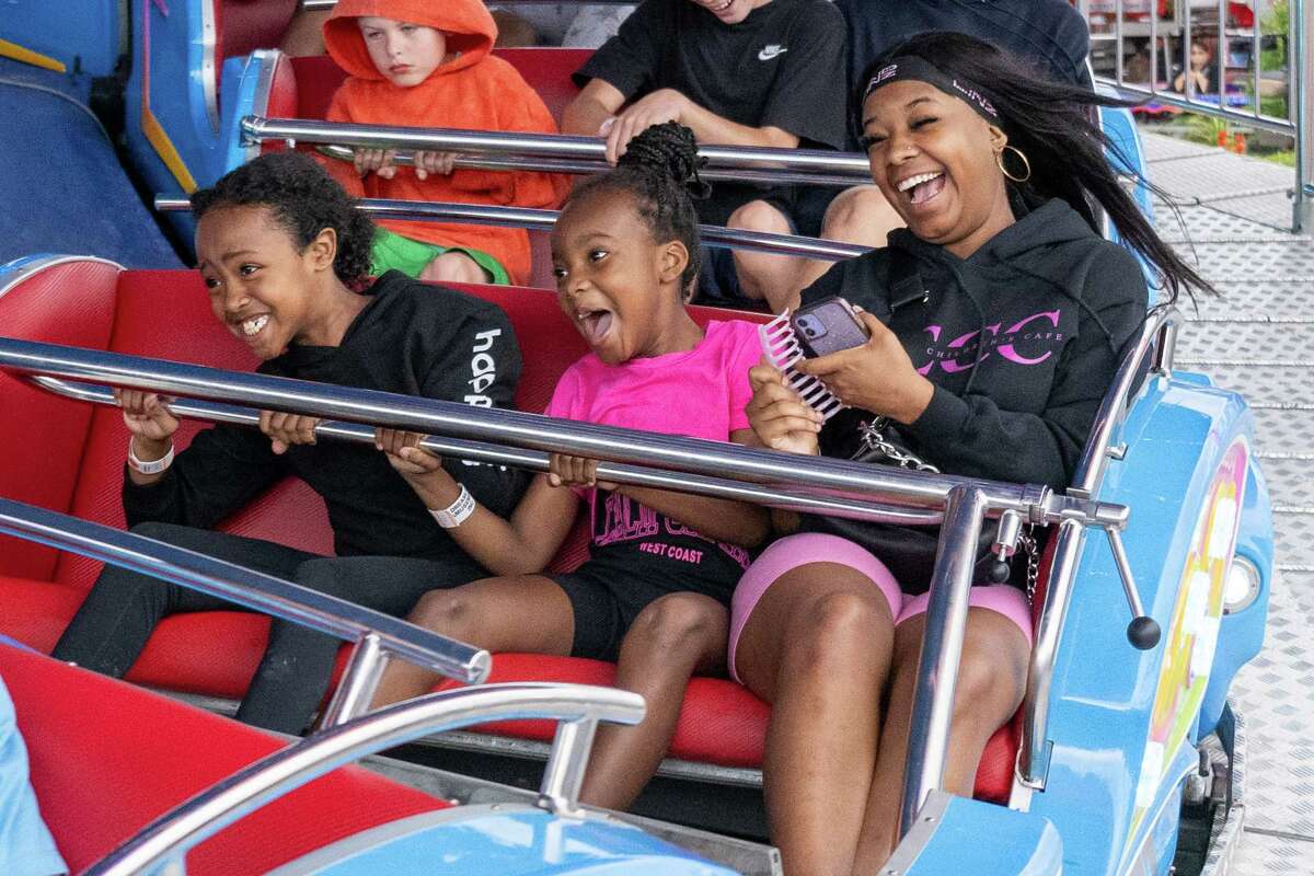 Photos Altamont Fair opens