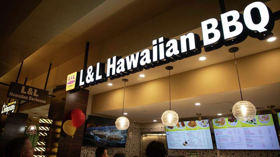 L&LHawaiian Barbecue, a Hawaiian comfort food restaurant with three locations in Houston, is raising funds to help in relief efforts for the devastating Maui wildfires in Lahaina.