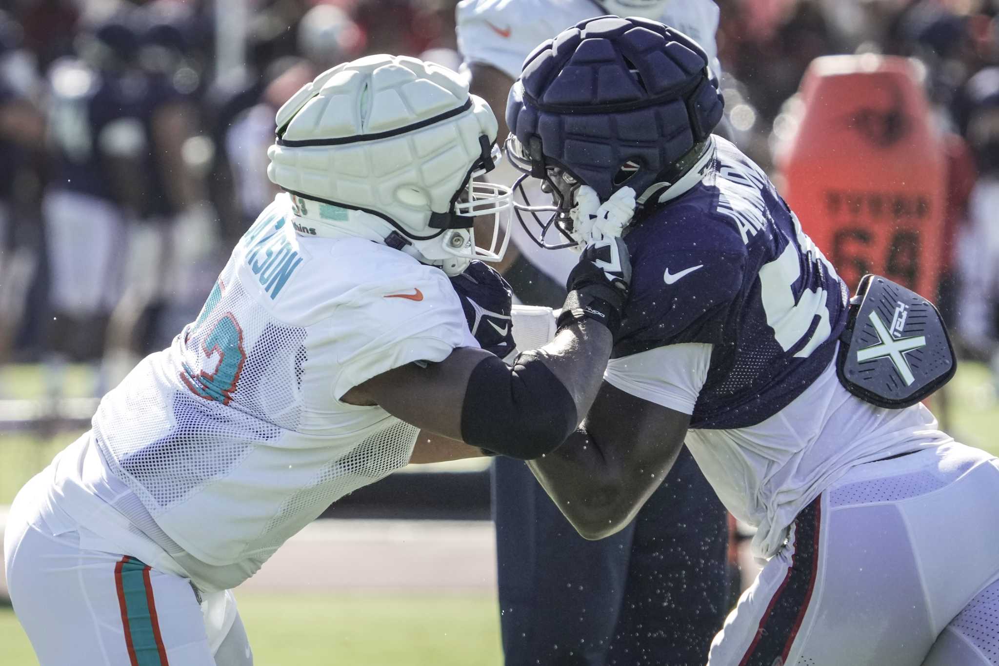 Tyreek Hill wears orange jersey at Dolphins practice after strong Saturday  showing