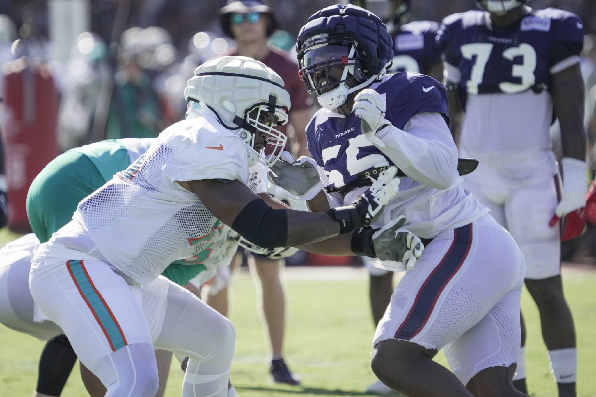 Texans close NFL's preseason with victory over Saints 