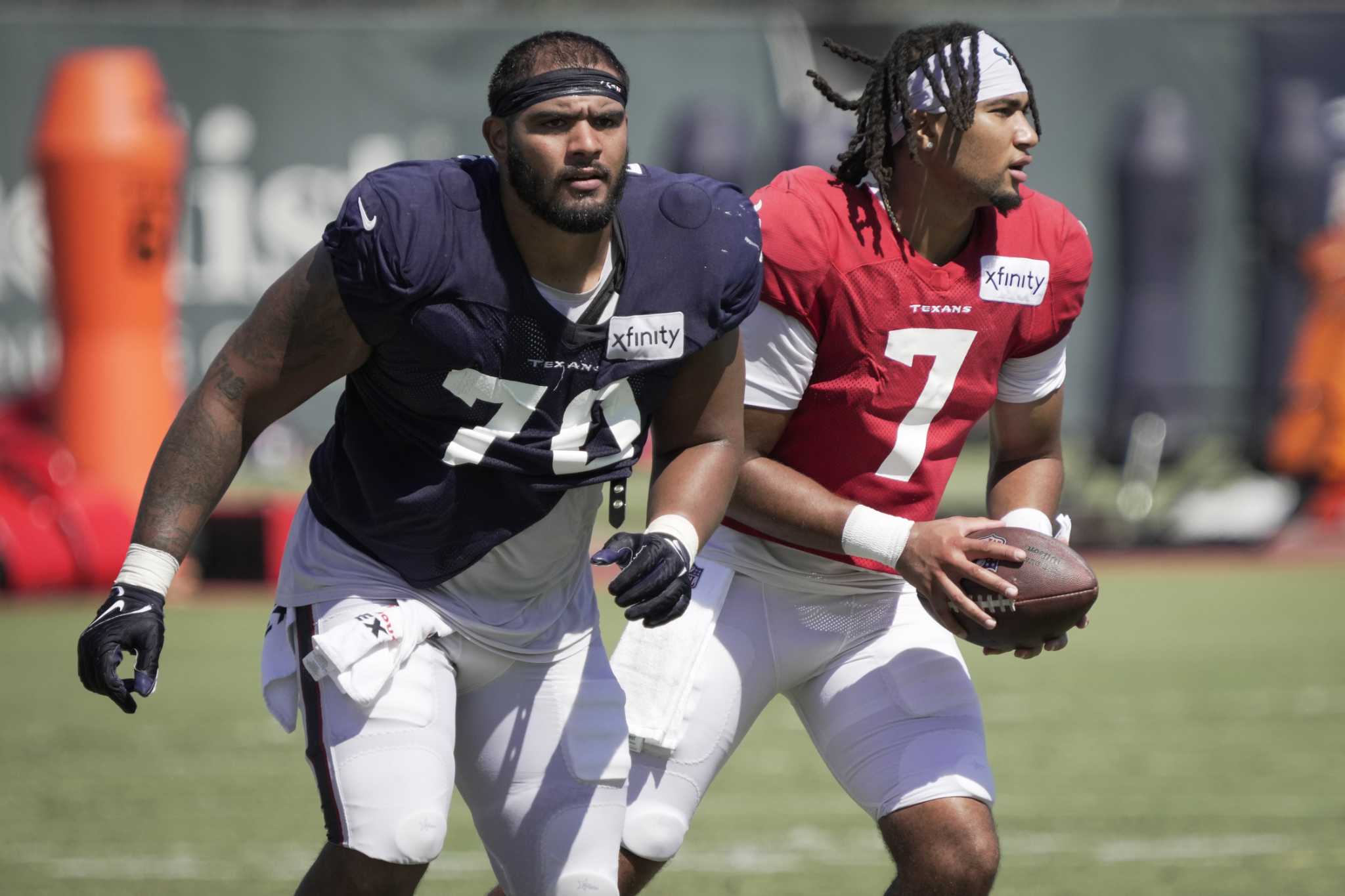 Houston Texans: Juice Scruggs placed on injured list as OL shuffles