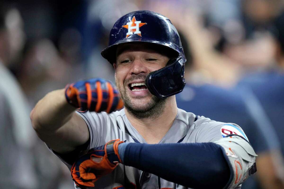 The Bregman Story: Standing Ovation, Hr, And An Unbelievable Astros Win! - bxk1rus