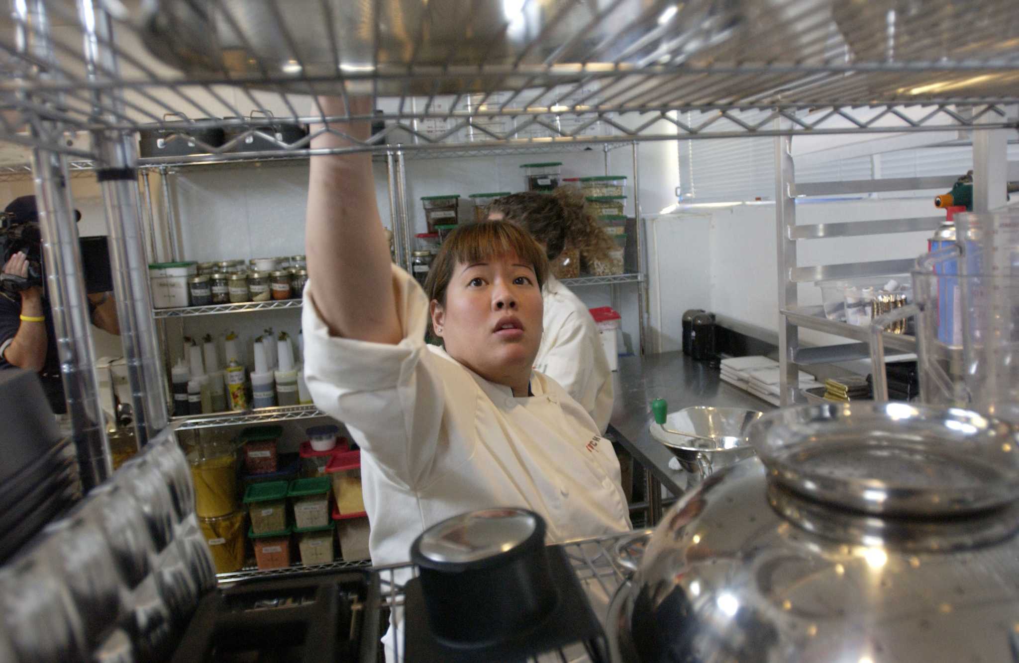 Chef and Wynantskill native cooking for Hawaii fire relief