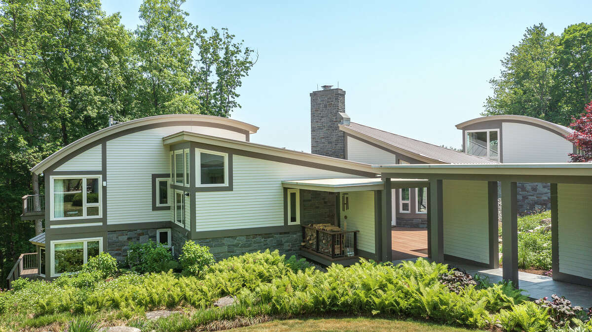 Clark & Greendesigned Kinderhook home for sale at 2.65 million