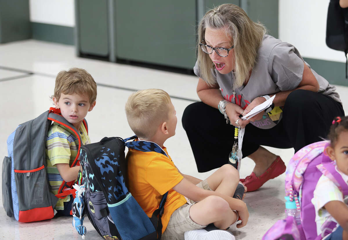 Alton students, educators return to schools for new academic year
