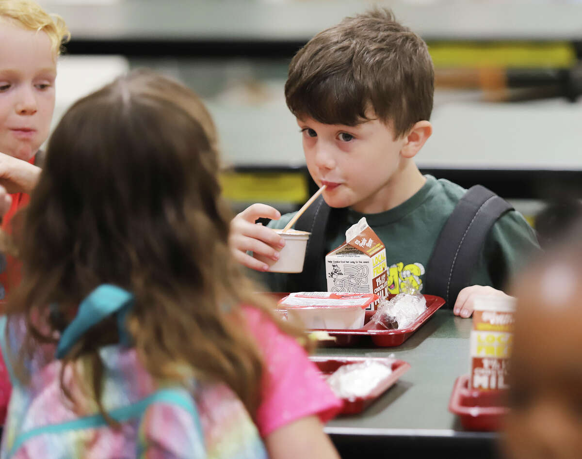 Alton students, educators return to schools for new academic year