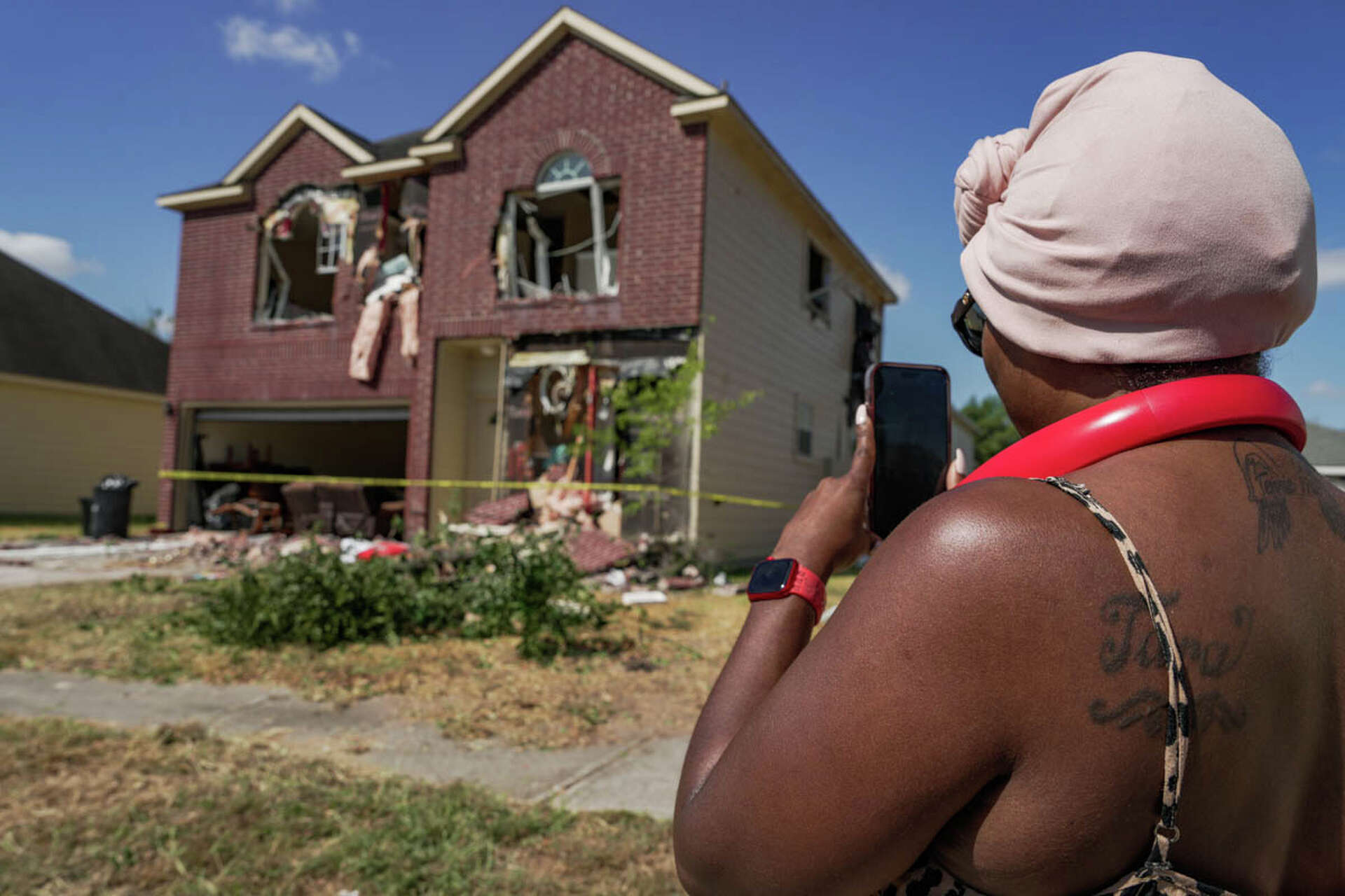 Humble community shocked after house is demolished by police standoff
