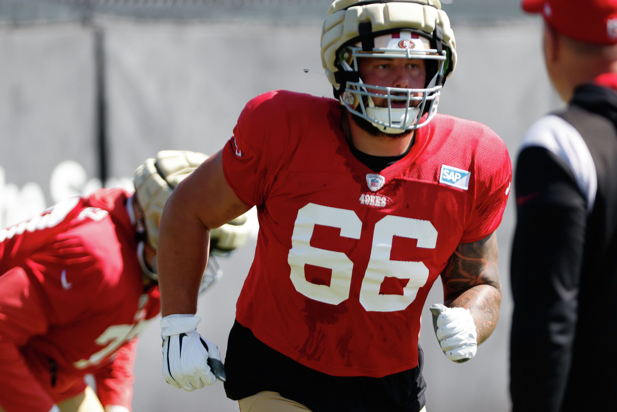 From locksmith to lineman, Joey Fisher's crooked path to 49ers' roster
