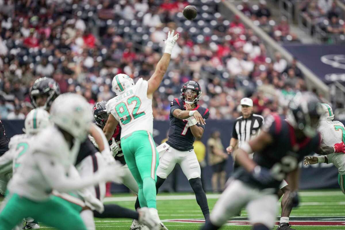 What time is the Houston Texans vs. Miami Dolphins game tonight? Channel,  streaming options, how to watch