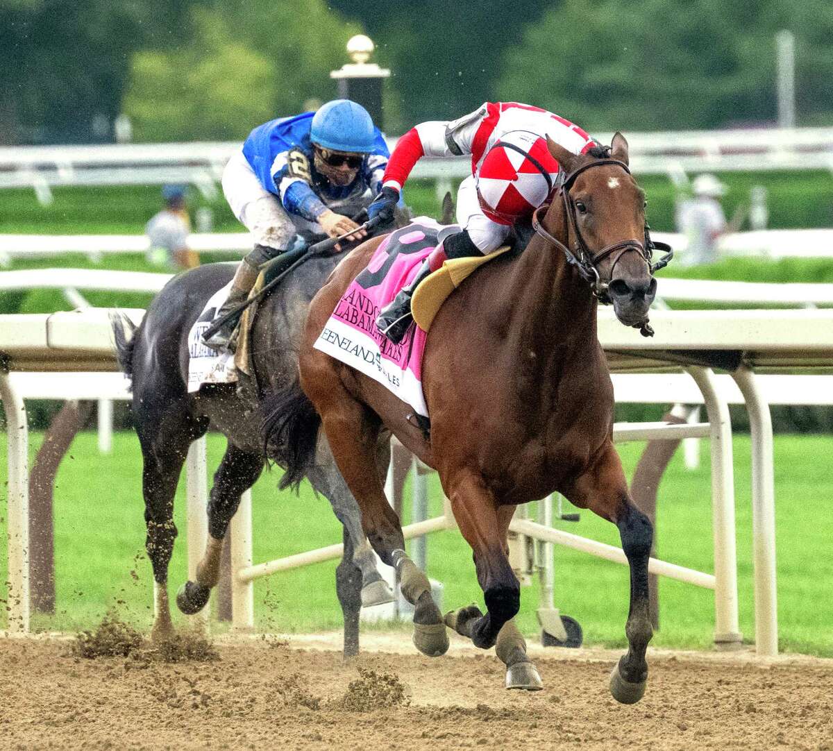 Randomized cruises to victory in Alabama Stakes at Saratoga