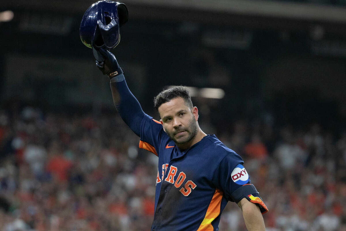 Story photo for Altuve marks 2,000 career hits