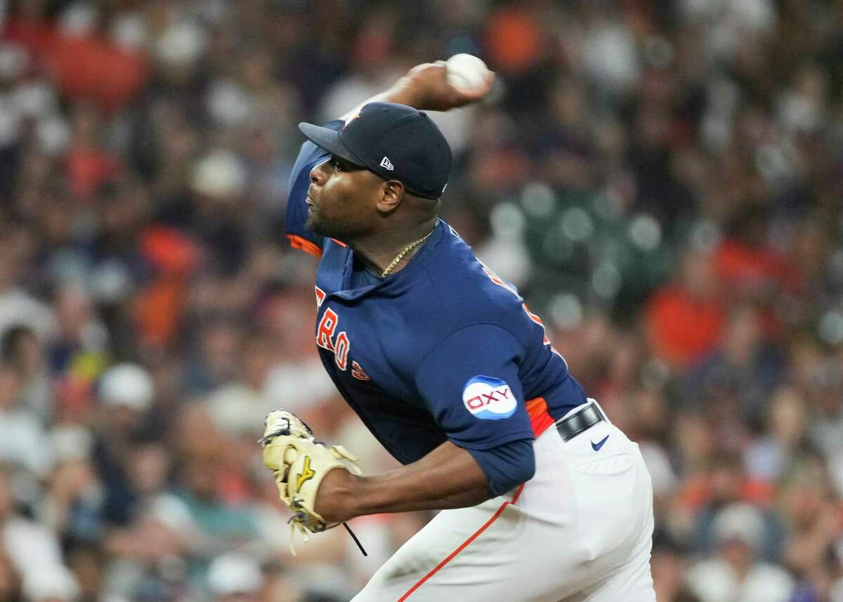 Houston Astros: Reliever Hector Neris is using his splitter less