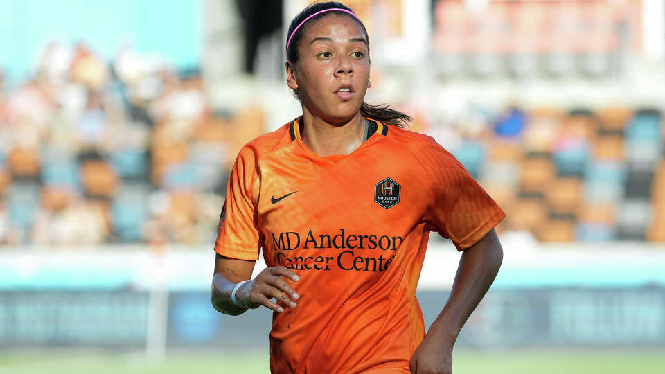 Houston Dash's María Sánchez is photographed during the first half of a NWSL game against the NJ/NY Gotham FC Sunday, June 11, 2023, at Shell Energy Stadium in Houston. Houston Dash tied with NJ/NY Gotham FC 1-1.