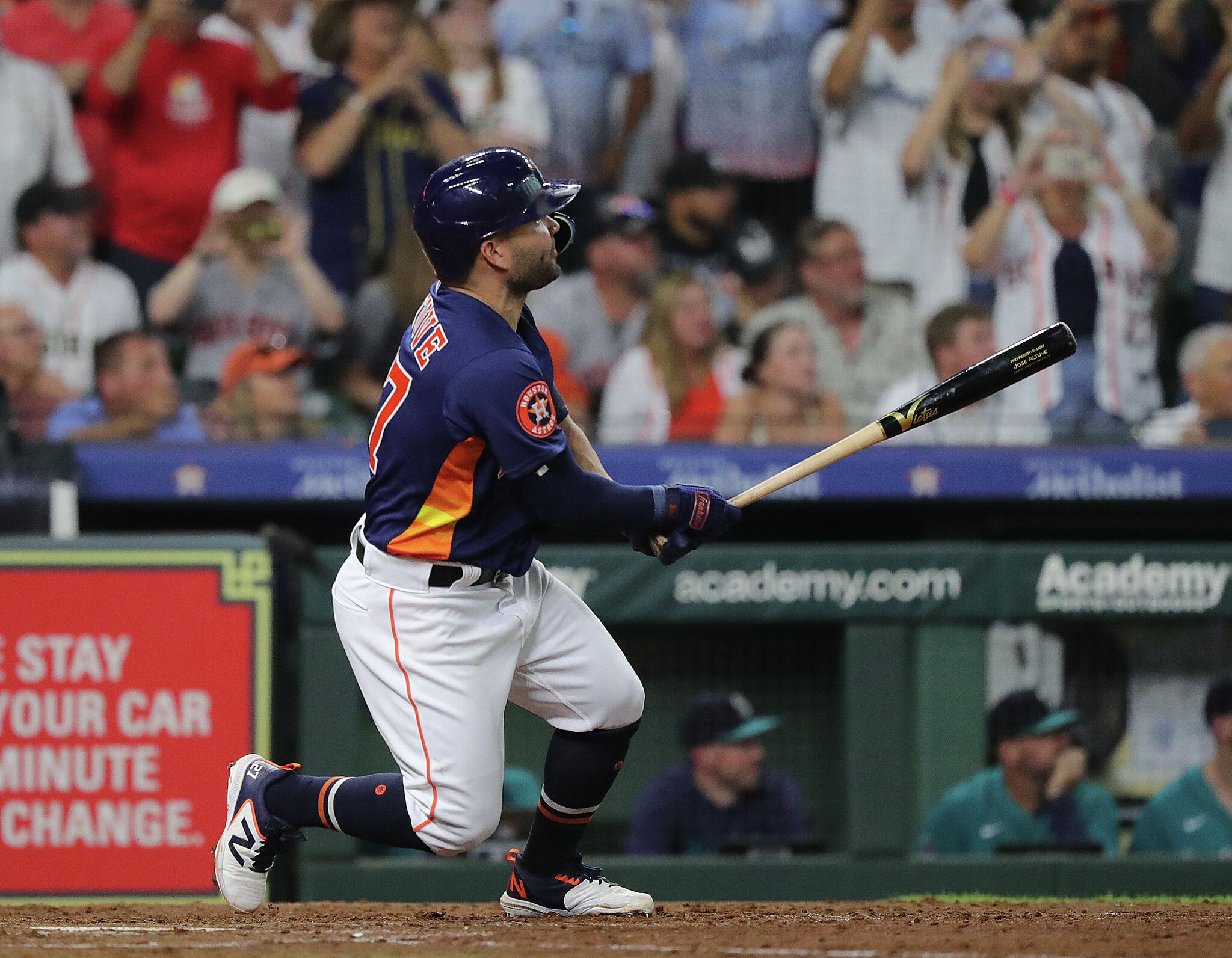 Jose Altuve cycle: Astros second baseman hits single, double