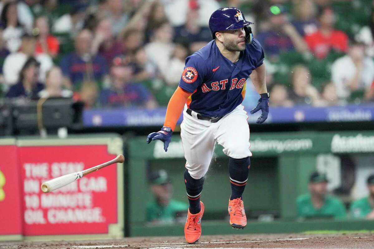 Raleigh, France help Mariners win 1st series in Houston since 2018