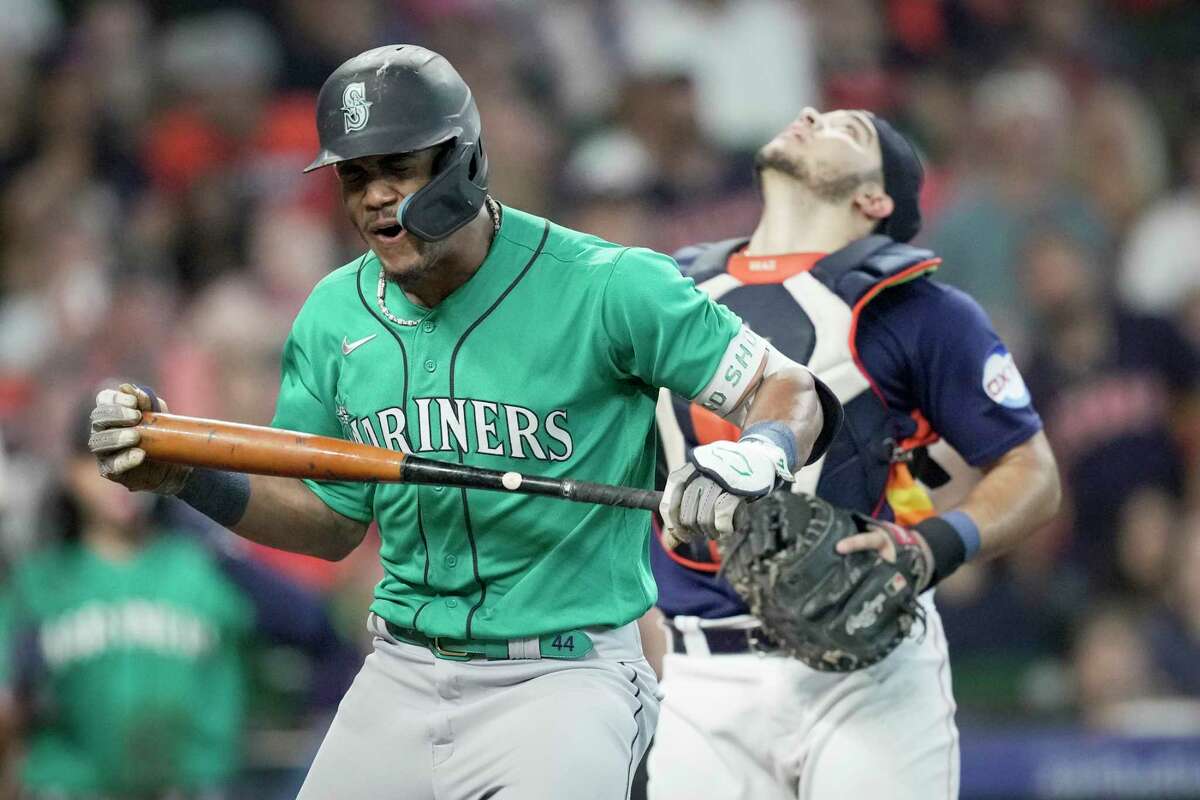 Mariners Complete Sweep Of Astros For First Time Since 2018