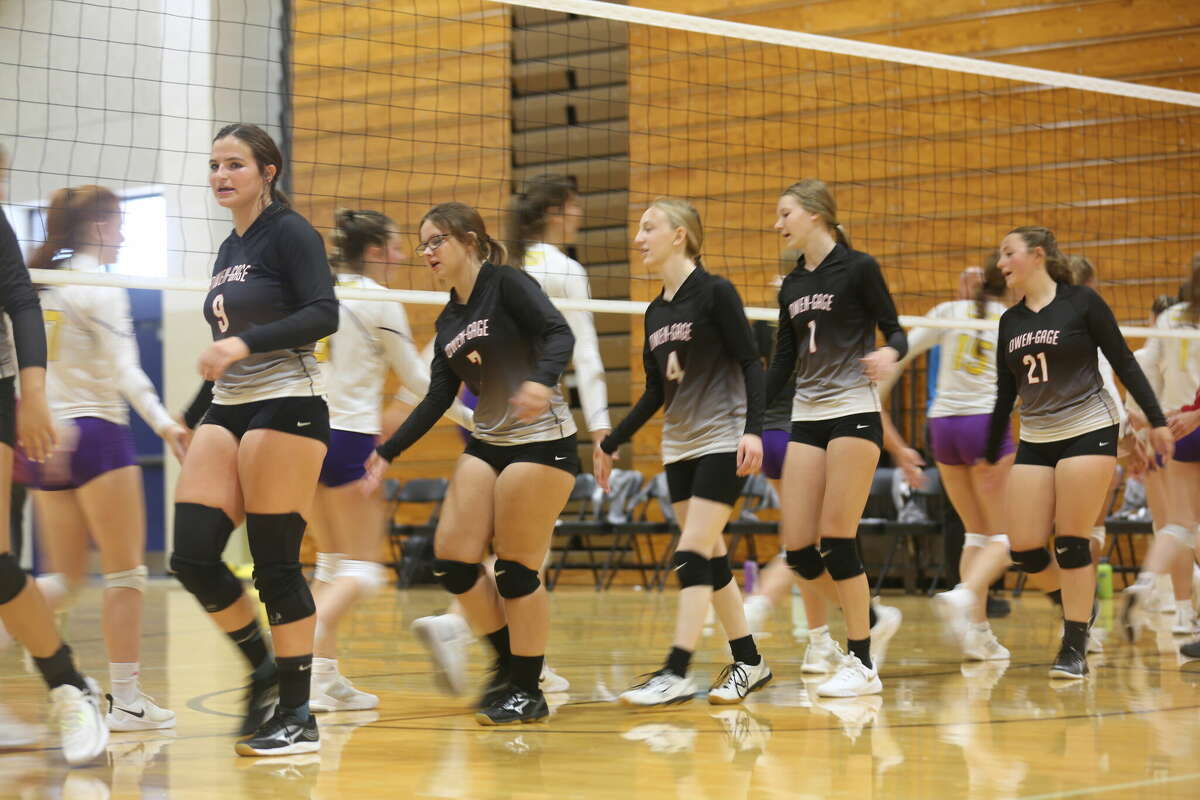 Bad Axe volleyball wins Hatchet Invitational to start season