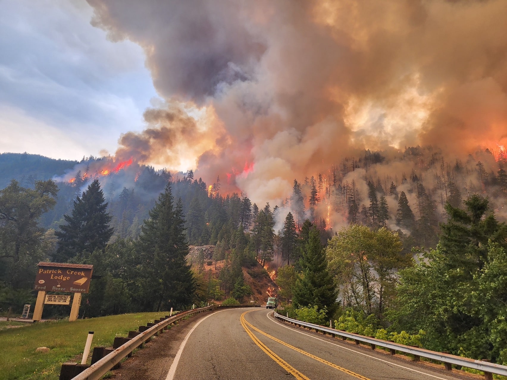 Smoke from wildfires creates eerie baseball scene in California