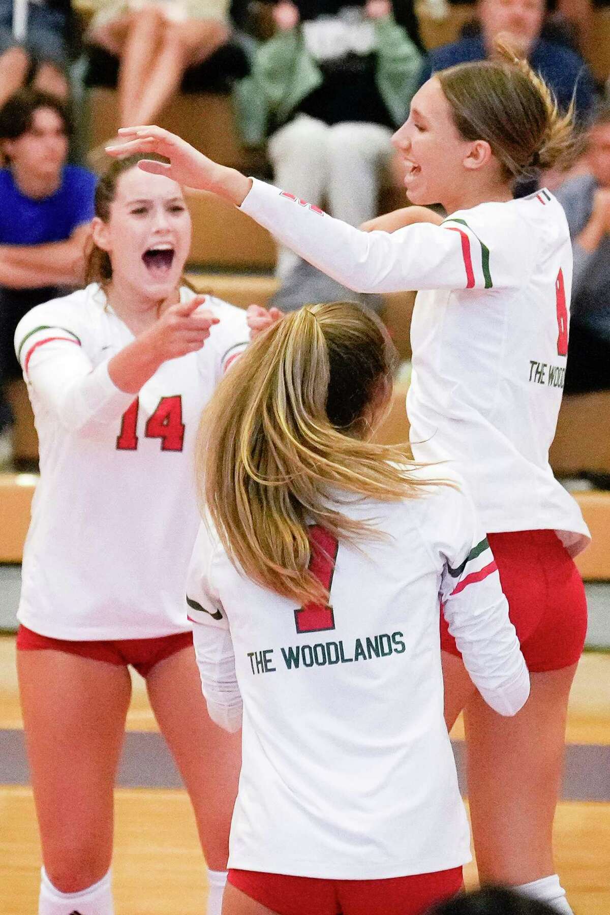 High school volleyball The Woodlands maintains mastery of Oak Ridge