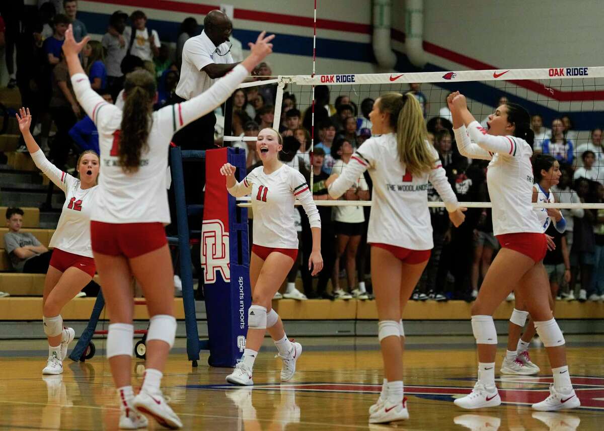 High school volleyball The Woodlands maintains mastery of Oak Ridge