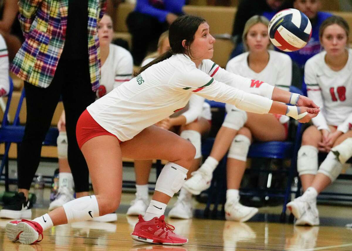 High school volleyball The Woodlands maintains mastery of Oak Ridge