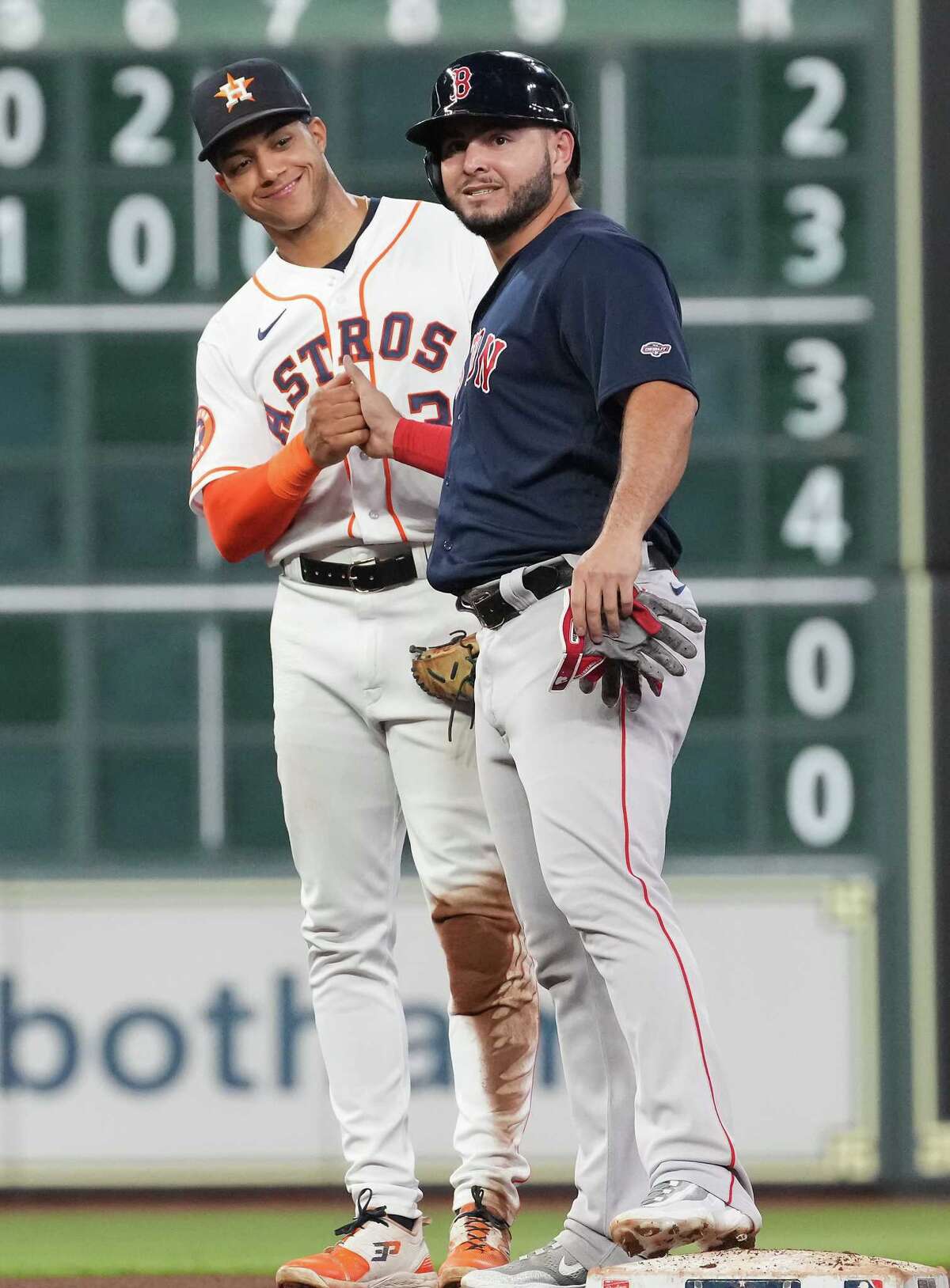The Astros Didn'T Just Win; They Dominated: Red Sox Series Opener Breakdown - chy17la
