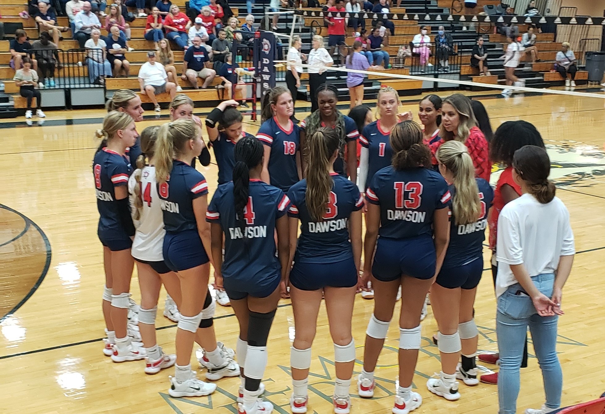 Texas takes over No. 1 spot in Week 1 Power 10 volleyball rankings
