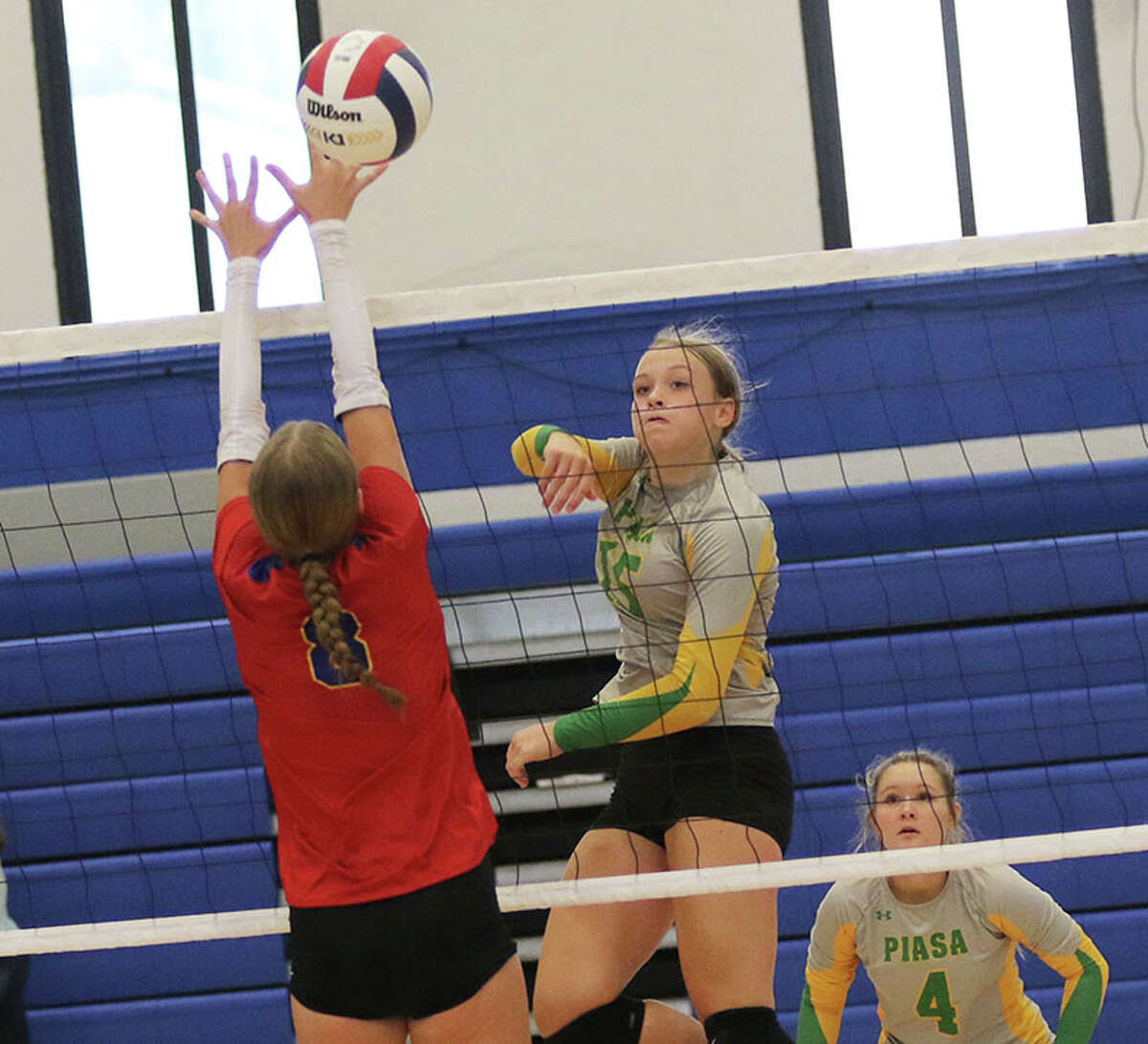 Roxana, Calhoun win pools, make Final Four at Roxana Invite