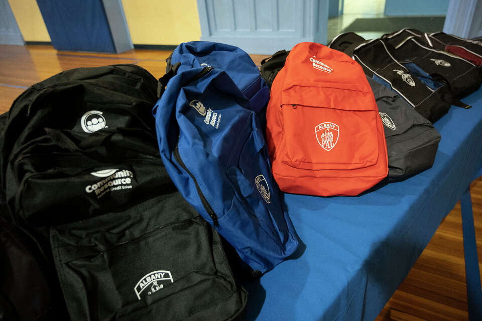 jansport right pack expressions backpack review Color:Green B to everyday companion auto:out-of-stock JanSport Disney Lil Break