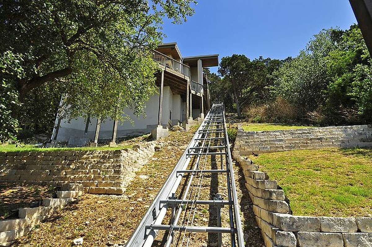 Viral video Woman buys dream Texas house only accessible by tram