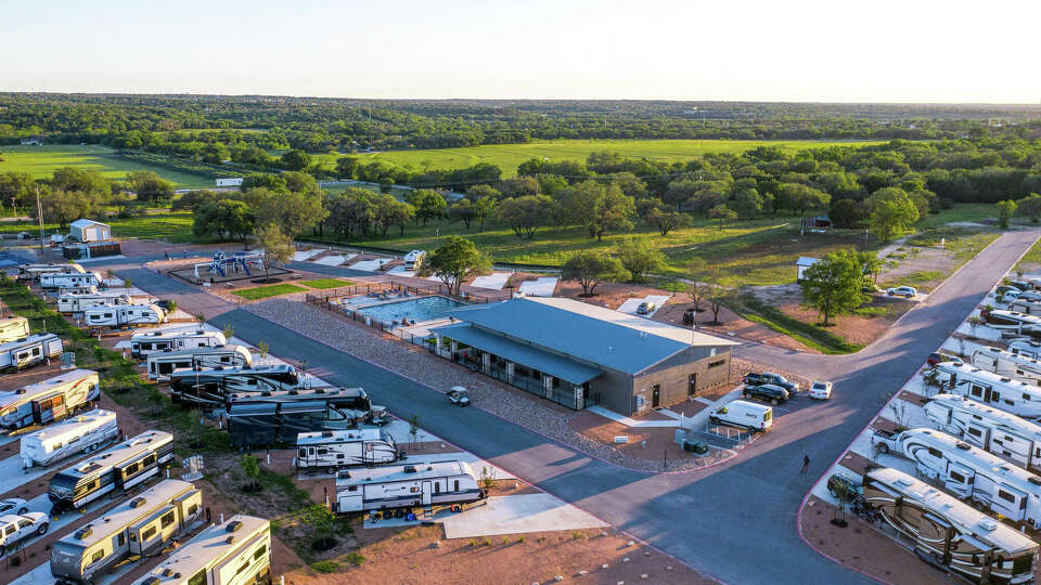 CityStreet Residential Partners has acquired the Stone Oak Ranch RV Resort at 25101 Ronald Reagan Blvd. in Georgetown. The recently developed property will be expanded and rebranded as Jetstream RV Resort – Stone Oak Ranch. 