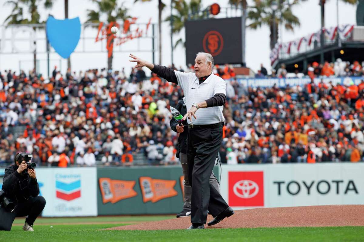 Giants' Sergio Romo king of the video bombing