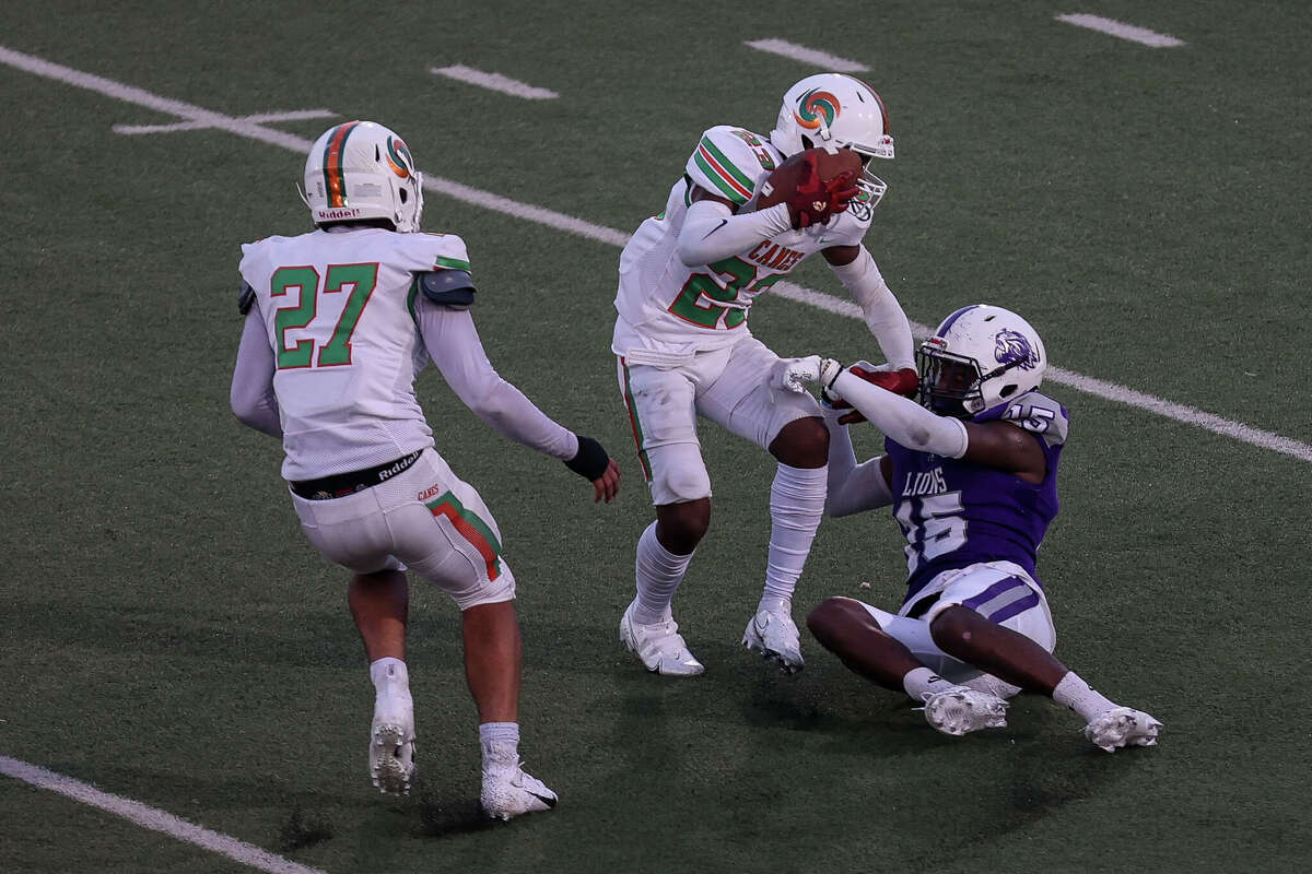 Sam Houston edges YMLA in sloppy season opener