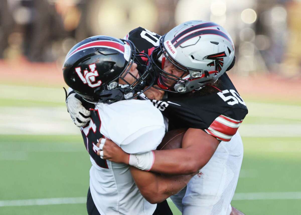 FOOTBALL: Stevens 21, Boerne-Champion 7: Falcons pull away from