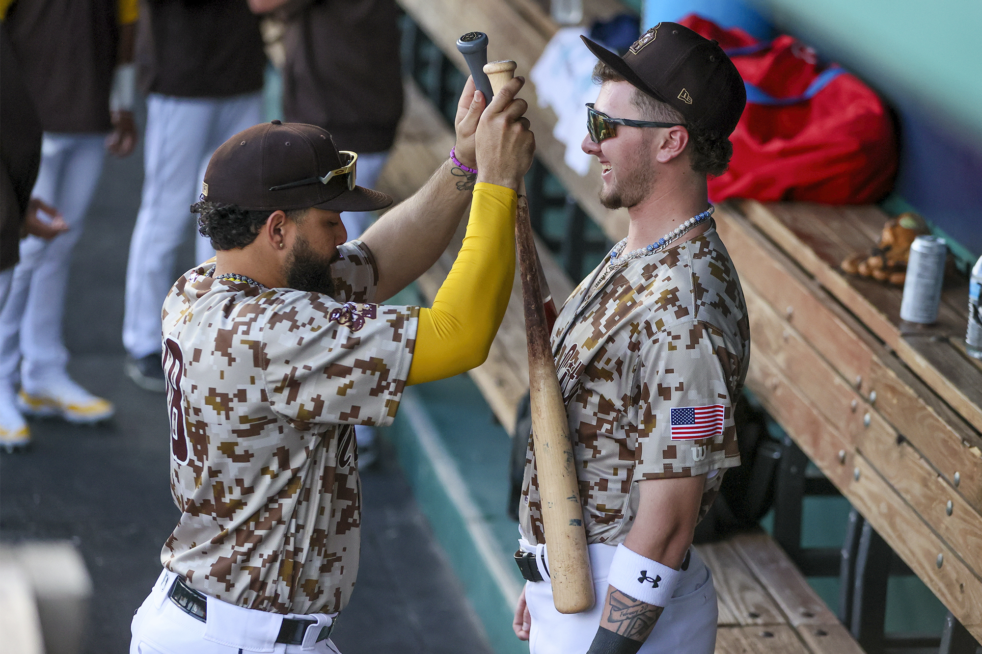 PHOTOS: Hooks face San Antonio Missions