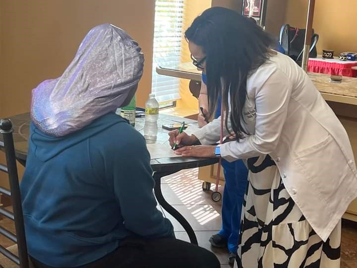 Beaumont Medical professionals come together for free physicals