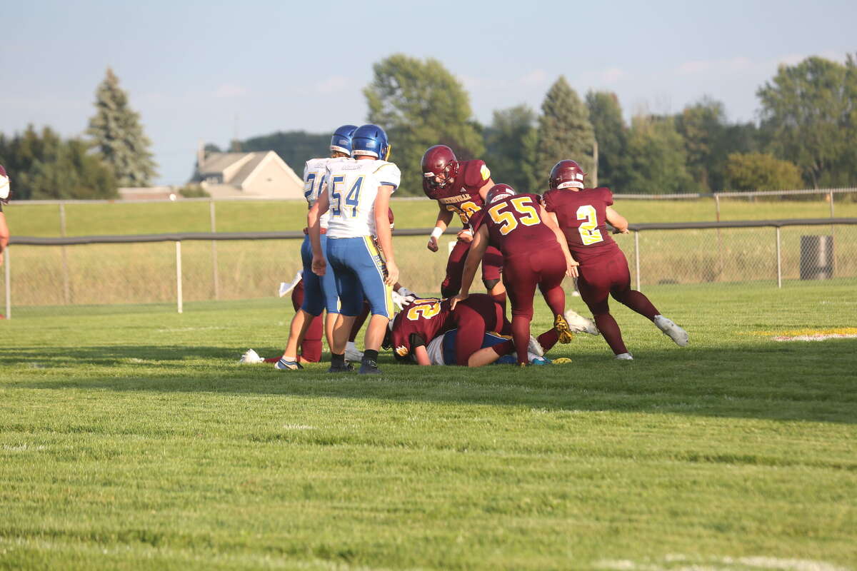 Deckerville dominates Ashley with first half performance